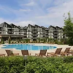 Aspen Golf With Stunning Mountain View Апартамент *