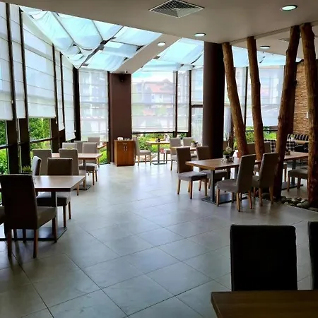 Aspen Golf With Stunning Mountain View Bansko