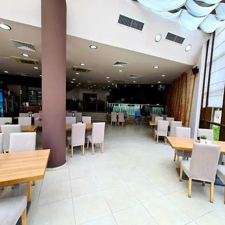 Aspen Golf With Stunning Mountain View * Bansko